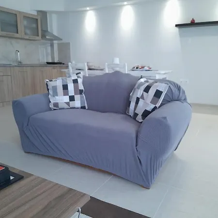 Appartement Chloi House *